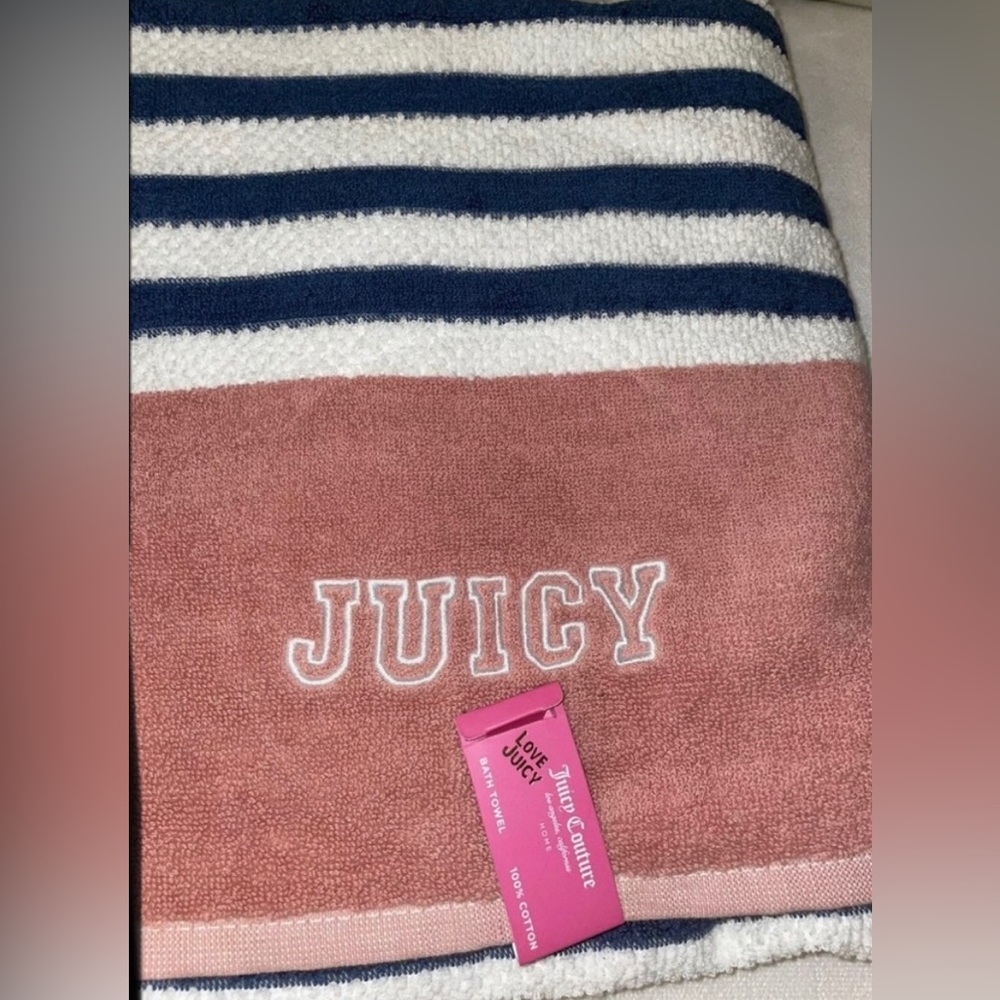 🎉HP🎉New! Juicy Couture Pink/Navy Striped Logo Bath Towel 3 Piece Set🤍🎀 - Picture 4 of 10